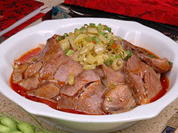 鸭不凡特色牛肉